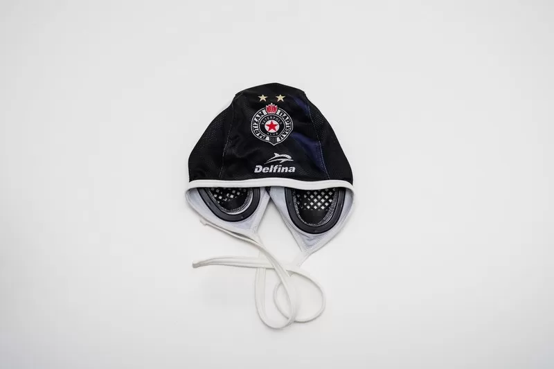 DELFINA VK PARTIZAN 24/25 VATERPOLO KAPICA CRNA 